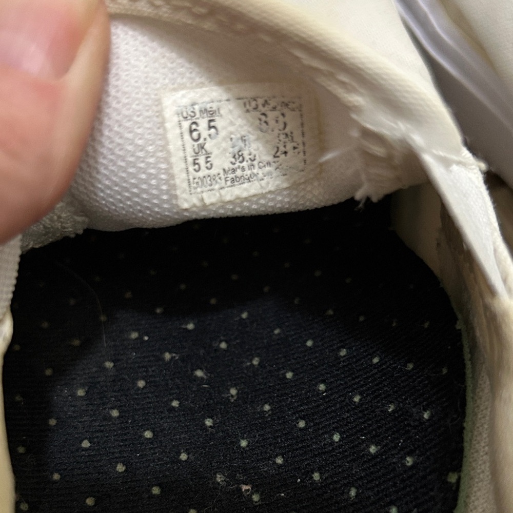 Vans women’s white Slip-On - Picture 7 of 8